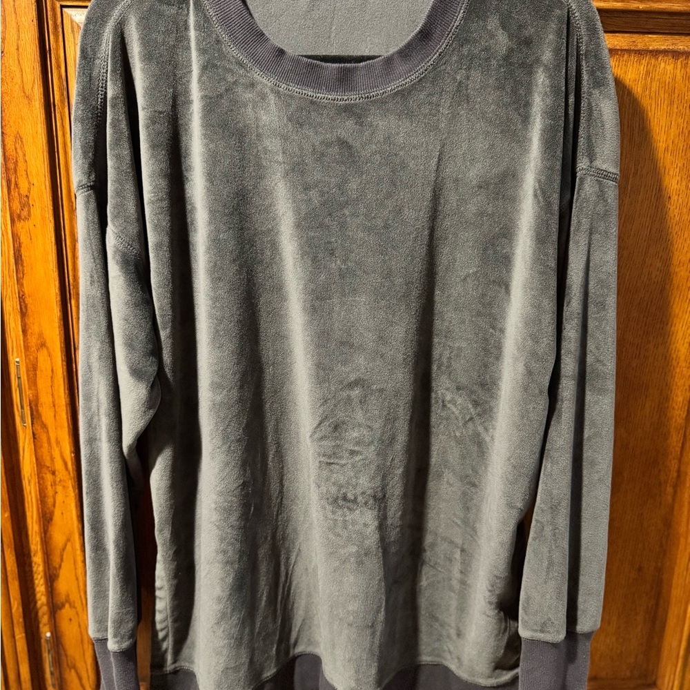 Altar'd State Charcoal Gray Velour Pullover